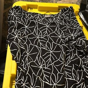 Elegant Black and White Leaf Pattern Blouse